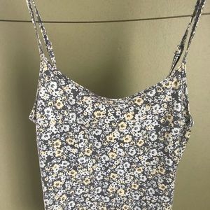 Cute little floral print tank. Size small.